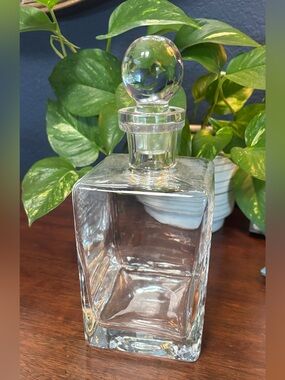 Timeless Pottery Barn bar glass decanter
circa 2005